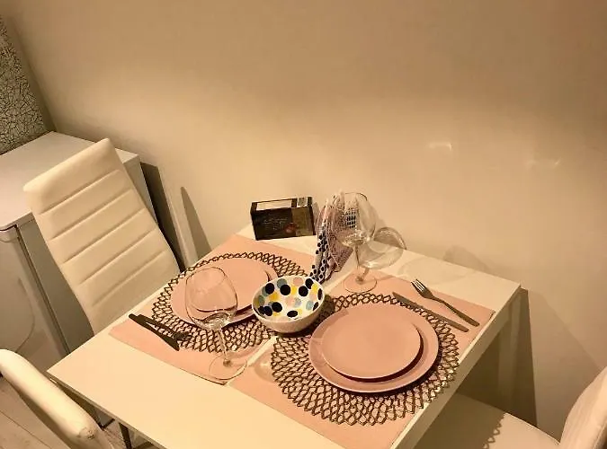 3 Comfortable And Cosy In Heart Of Near Basilica Budapest