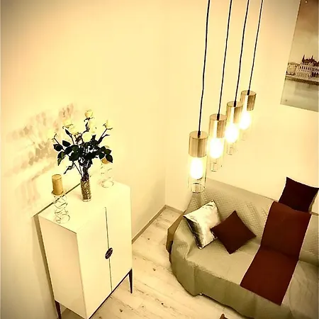 3 Comfortable And Cosy In Heart Of Near Basilica Budapešť