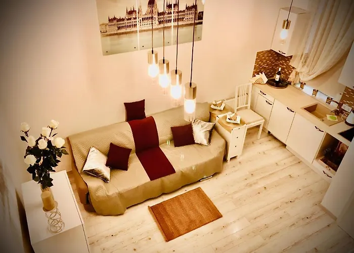 3 Comfortable And Cosy In Heart Of Near Basilica